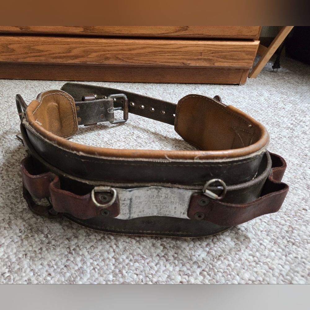 Bell System Safety D Strap Climbing Belt D Ring MFD 2/79 Size 22 RT R. H. Buhrke